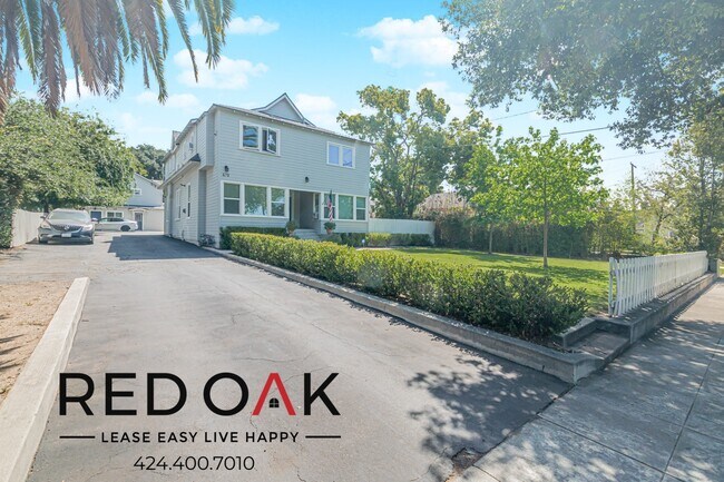 Building Photo - 470 Cypress Ave