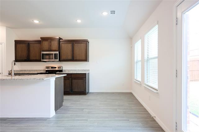 Building Photo - 4012 Mockingbird Ln