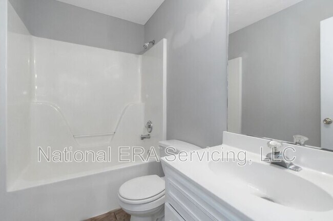 Building Photo - 30 Allen Oaks Way