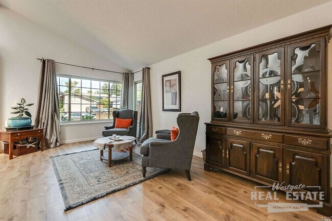 Building Photo - 1659 Calle Ranchero Dr