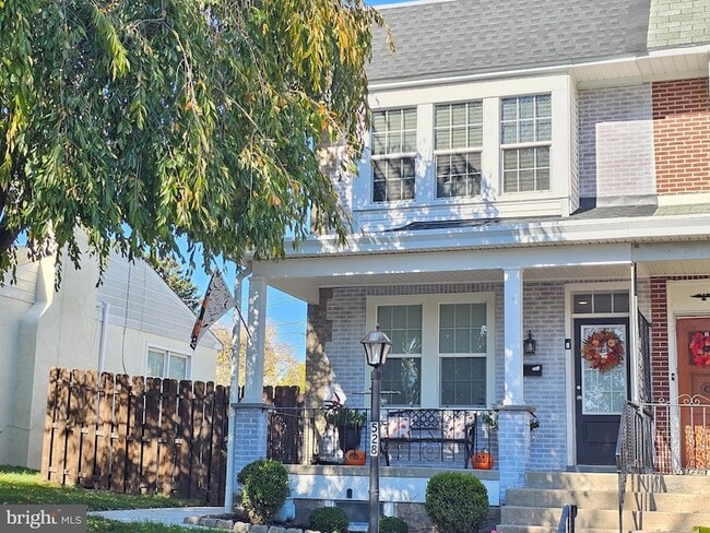 Primary Photo - 528 Lower E Valley Forge Rd