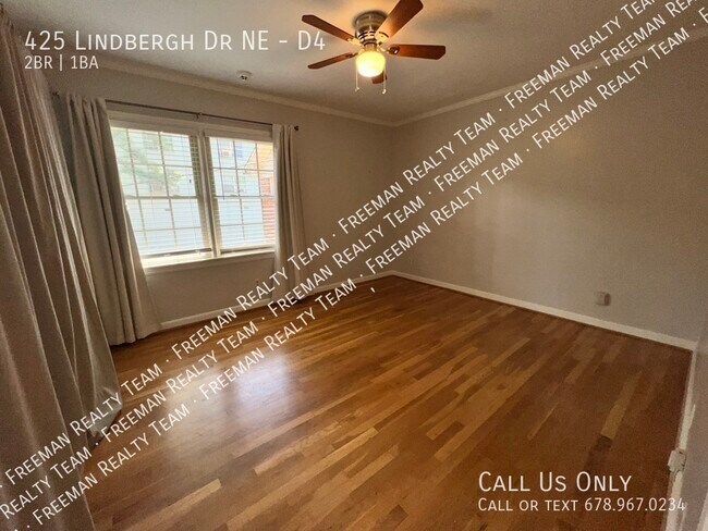 Building Photo - 425 Lindbergh Drive NE