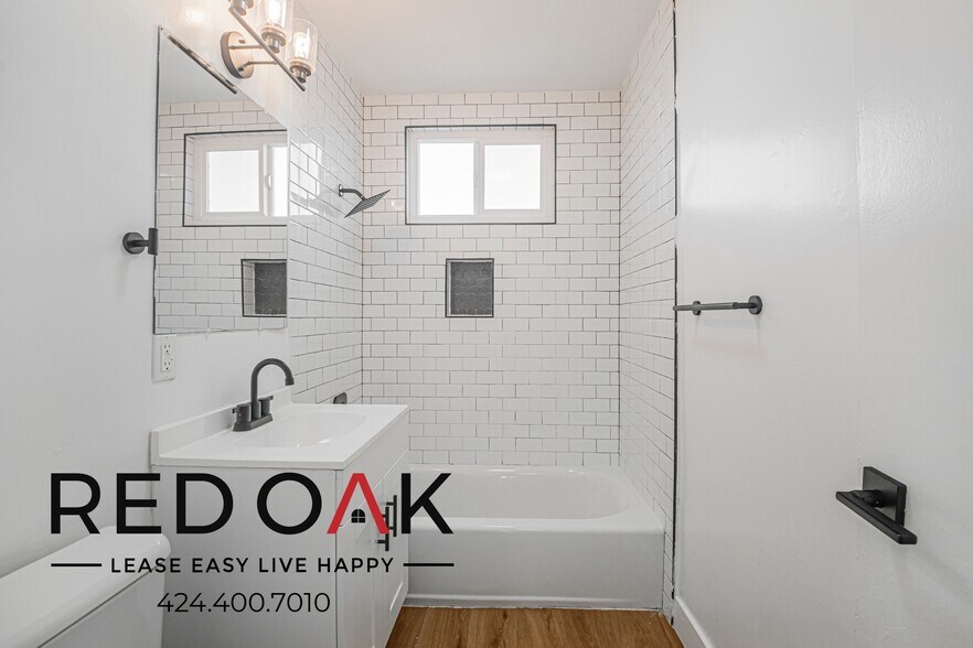 Building Photo - 340 W 87th St