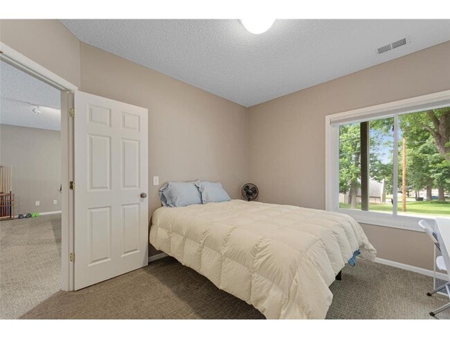 Building Photo - 1128 Shumway Ct
