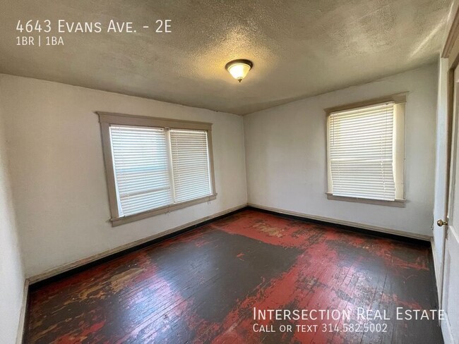 Building Photo - 4643 Evans Ave