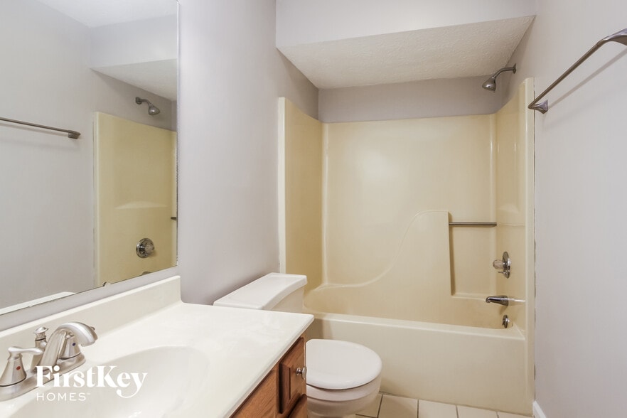 Building Photo - 6116 Buck Blvd