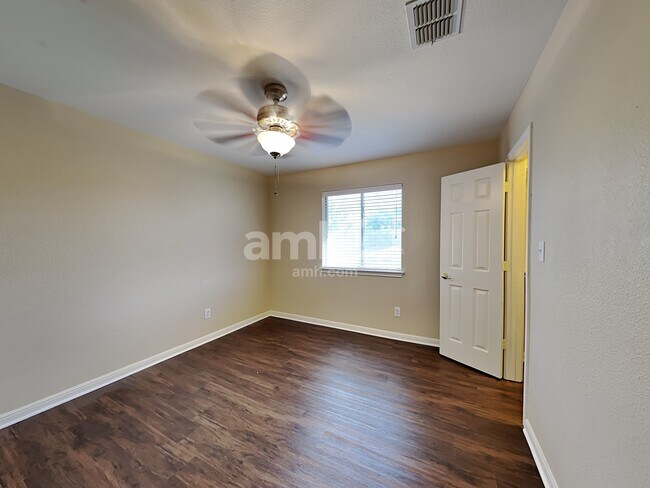 Building Photo - 8802 Gallop Chase