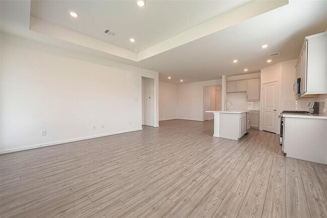 Building Photo - 21834 Sunshine Cove Ln