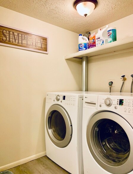 Laundry Room/Bathroom - 1885 E Jeremy Ct