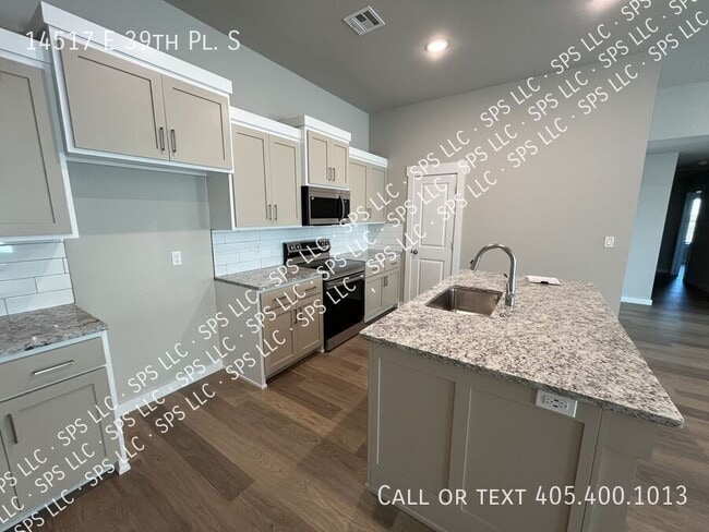 Building Photo - 14517 E 39th Pl S