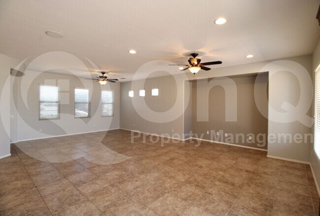 Building Photo - 13532 W Junipero Dr