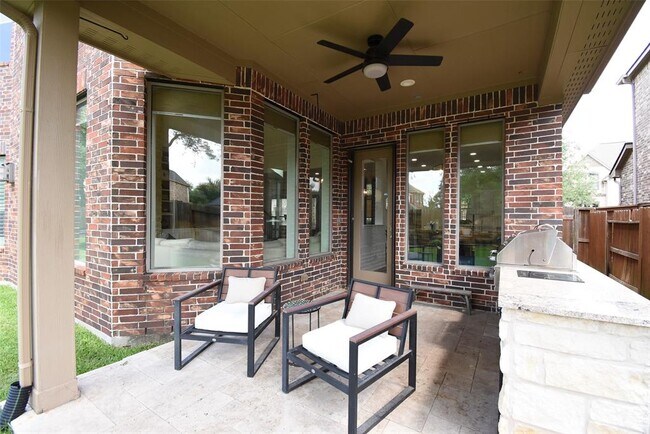 Building Photo - 18901 N Bee Cave Springs Cir