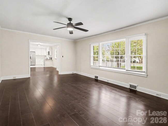 Building Photo - 782 Union St S