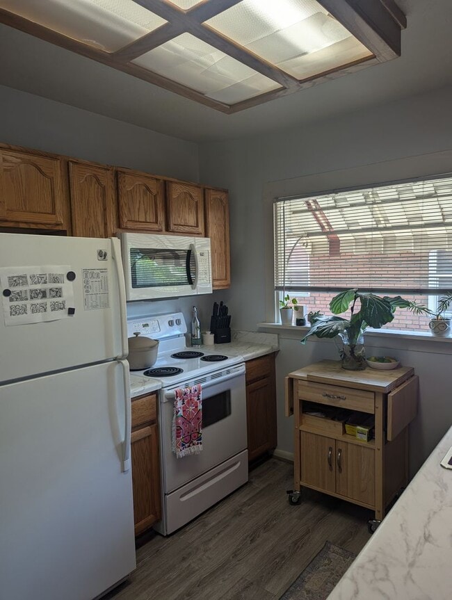 Building Photo - Cozy Bungalow in Prime Sugar House Location