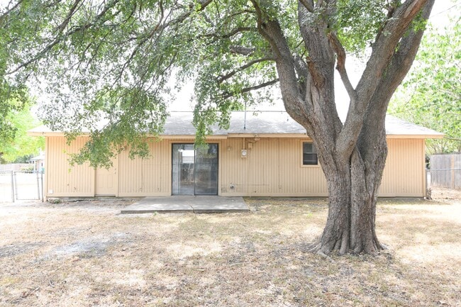 Building Photo - 1133 Lindsey Cir