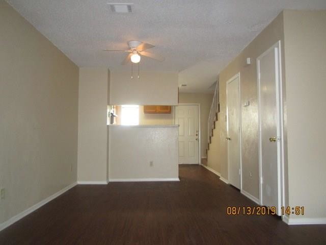 Building Photo - 10500 Lake June Rd