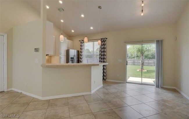 Building Photo - 701 Arundel Cir