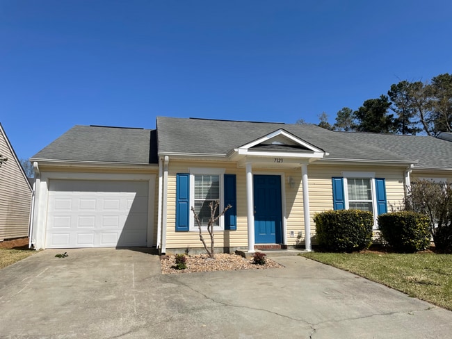 Building Photo - 7123 Belize Dr