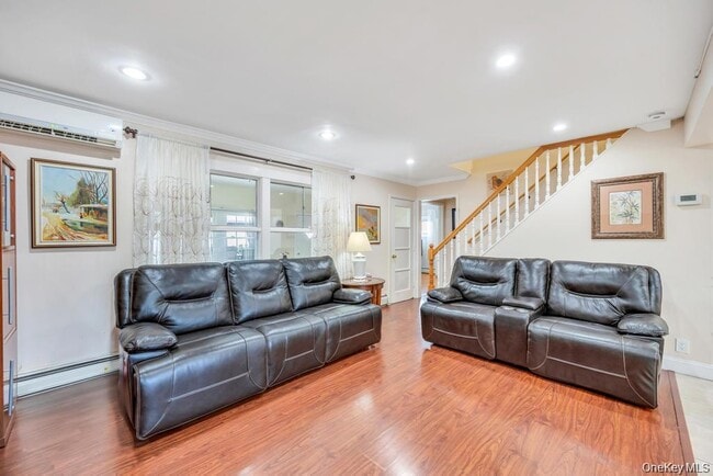 Building Photo - 46 Hardy Ln