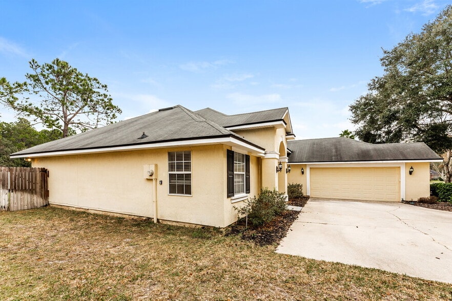 Building Photo - 233 Bell Branch Ln