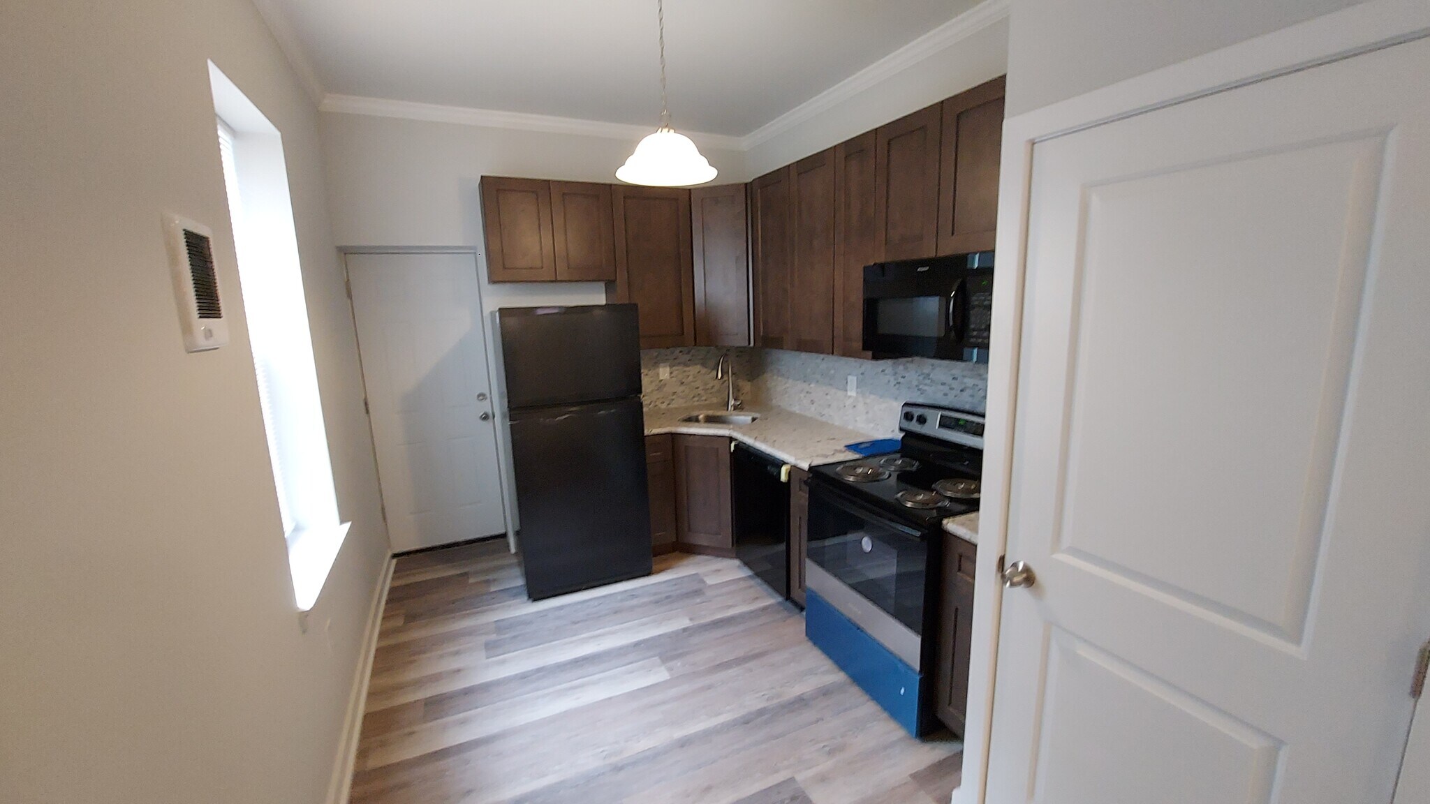 Building Photo - 2718 W York St