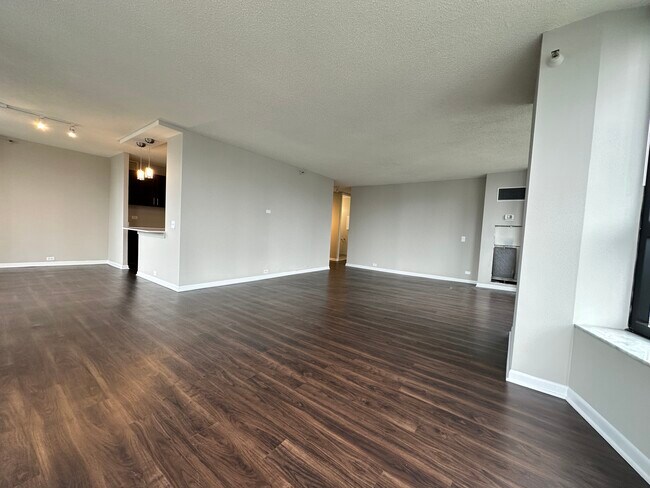 Building Photo - 155 N Harbor Dr