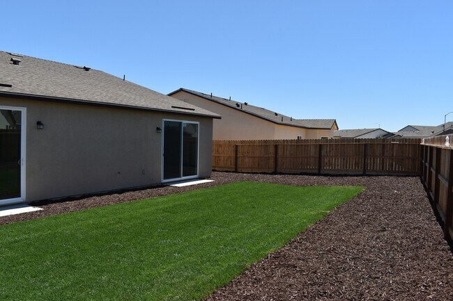 Building Photo - 4851 Mari Cruz Ln