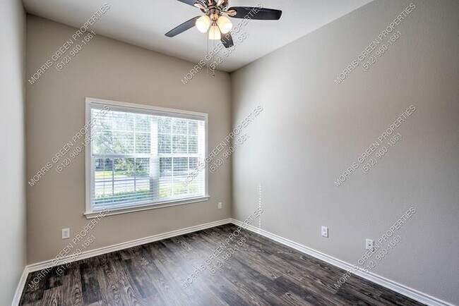 Building Photo - 138 Justin Leonard Dr