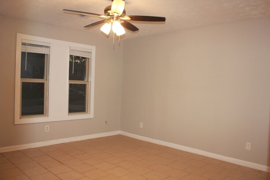 Building Photo - 4237 Dejohns Way