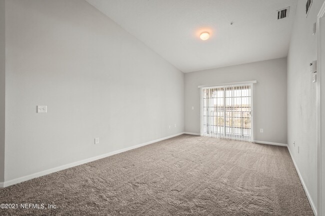 Building Photo - 4920 Key Lime Dr