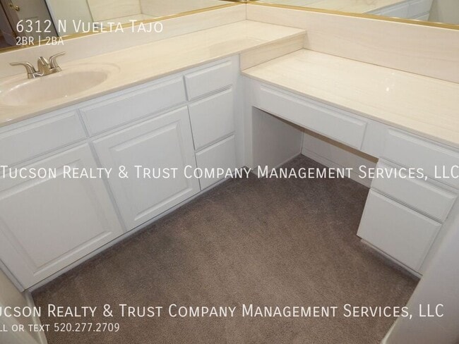 Building Photo - 6312 N Vuelta Tajo