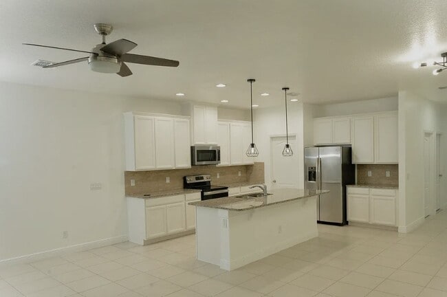 Building Photo - 81 Mayo Ct