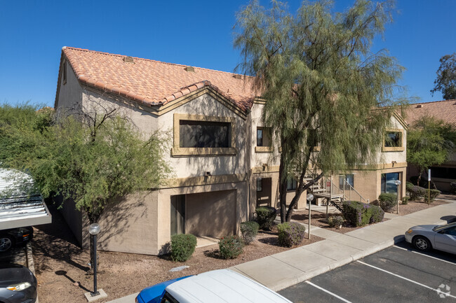 Building Photo - Chandler Parc