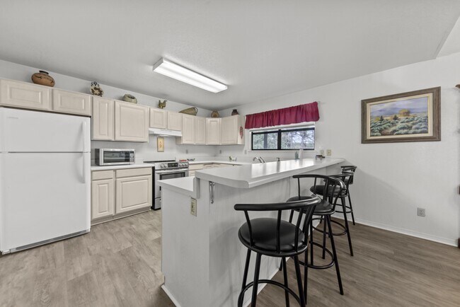 Building Photo - 126 North St