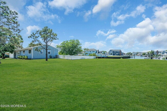 Building Photo - 10 Harbour Way