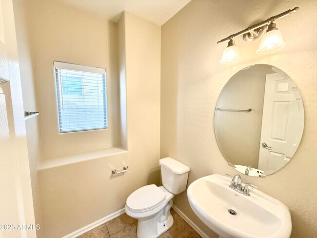 Building Photo - 14587 W Acapulco Ln