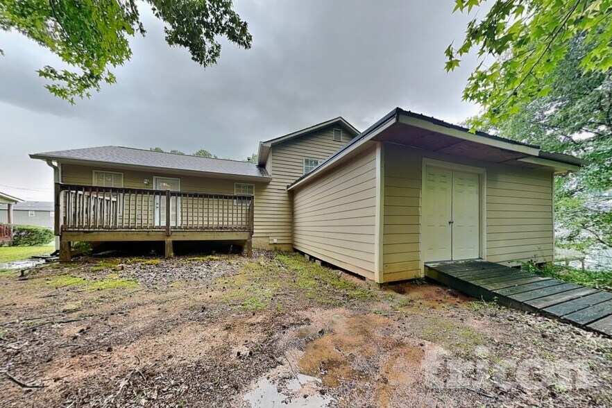 Building Photo - 204 Campbell Dr