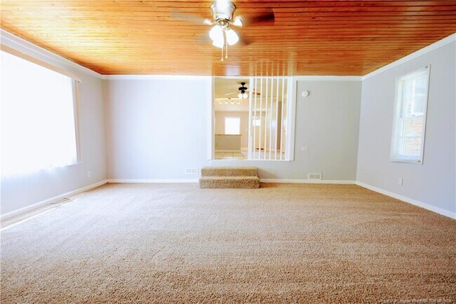 Building Photo - 5330 Plateau Ct