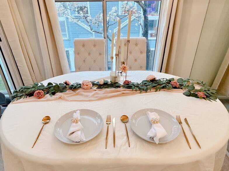 Building Photo - 836 Boardwalk Pl