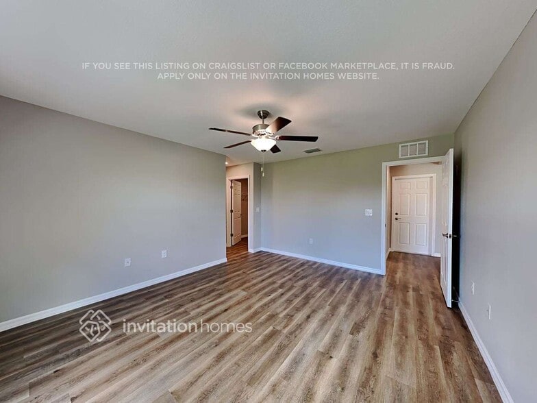 Building Photo - 1033 SW 1st St