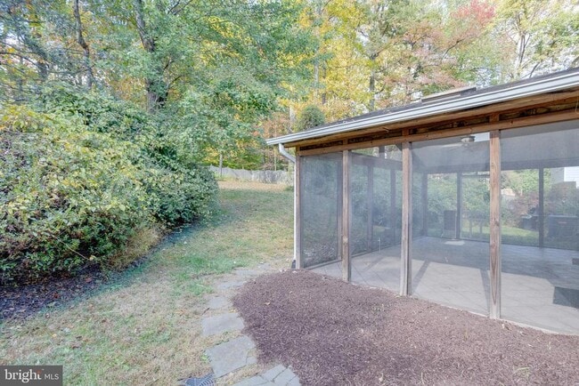 Building Photo - 9369 Tovito Dr