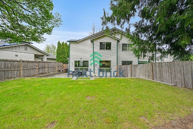 Building Photo - Charming 3-Bed with 2.5 Baths in Mountlake Terrace – Spacious 1561 Sq Ft Retreat!