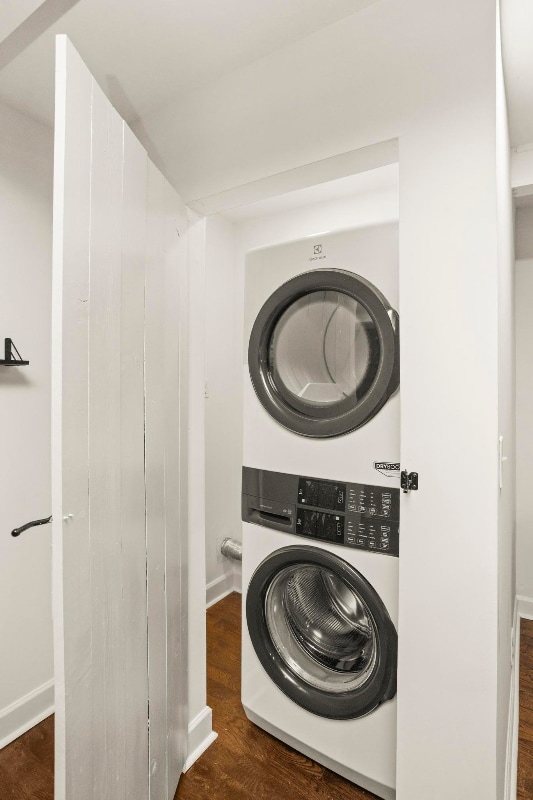 Building Photo - 2314 Deerwood Rd