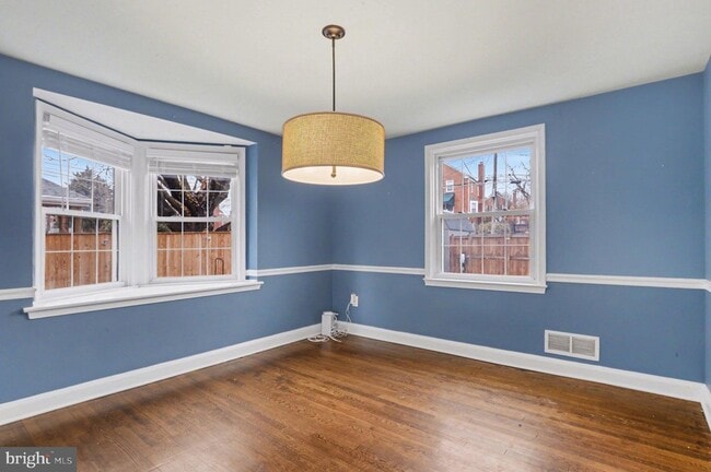 Building Photo - 1546 Putty Hill Ave