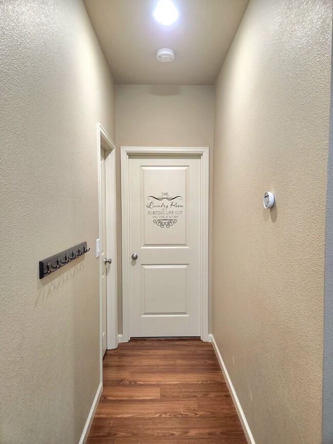 Building Photo - 730 SW 207th Pl