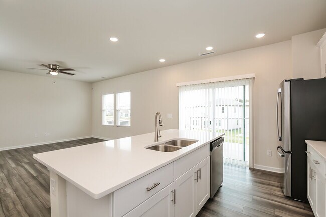 Building Photo - 1211 Sweet Cherry Dr