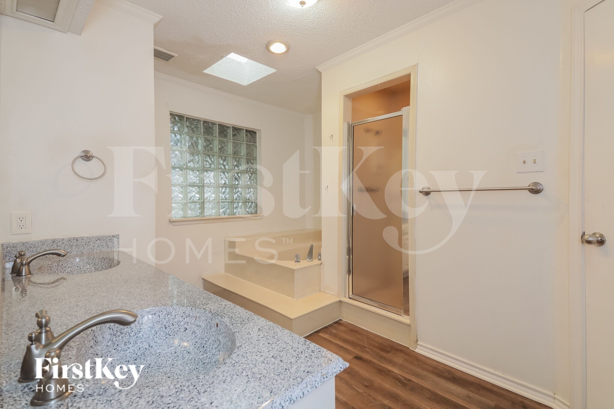 Building Photo - 5302 Deep Canyon Dr