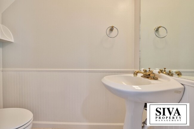 Building Photo - 202 Litchi Grove Ct