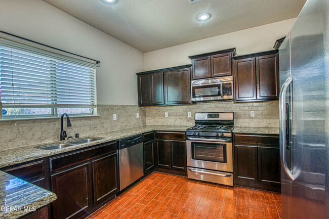 Building Photo - 7349 Autumn Sage Dr
