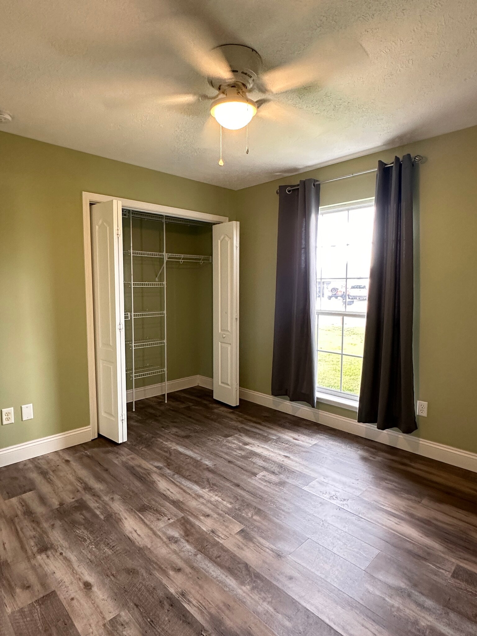 Guest Bedroom 2 of 2 - 603 Diamonte Cir